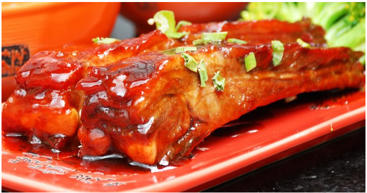 Spare Ribs with BBQ Sauce